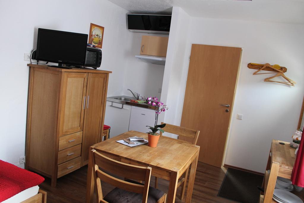 Gaestehaus Ballmann Rockeskyll Номер фото